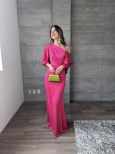 Cargar imagen en el visor de la galería, Ariadne - Vestido largo de satín rosa