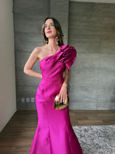 Cargar imagen en el visor de la galería, Cornelia - Vestido largo satinado rosa