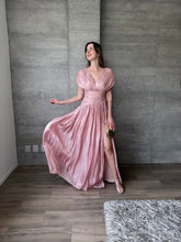 Cargar imagen en el visor de la galería, Pomeline - Vestido largo rosa palo