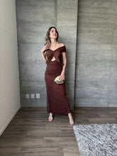 Cargar imagen en el visor de la galería, Amandina - Vestido largo color chocolate