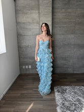 Cargar imagen en el visor de la galería, Coraline - Vestido largo de tul floral azul turquesa