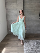 Cargar imagen en el visor de la galería, Spello - Vestido midi menta