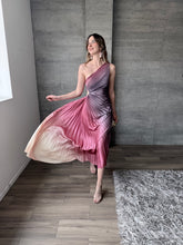 Cargar imagen en el visor de la galería, Athena - Vestido midi plisado multicolor