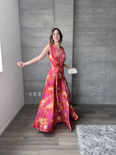 Cargar imagen en el visor de la galería, Rouge - Vestido largo satinado multicolor