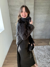 Cargar imagen en el visor de la galería, Nube - Torera de pelo negro