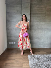 Cargar imagen en el visor de la galería, Pérola - Vestido midi flores bordadas