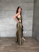 Cargar imagen en el visor de la galería, Eclipse - Vestido midi plisado dorado negro