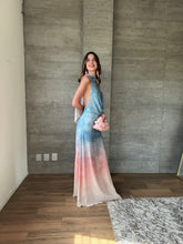 Cargar imagen en el visor de la galería, Gemma - Vestido largo con escote profundo