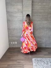 Cargar imagen en el visor de la galería, Artemis - Kaftan satinado rojo