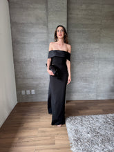 Cargar imagen en el visor de la galería, Rossana - Vestido negro con moño en espalda