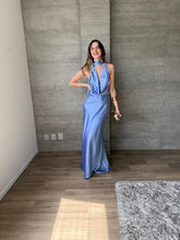 Cargar imagen en el visor de la galería, Milah - Vestido largo satinado azul claro