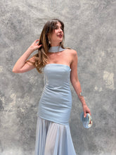 Cargar imagen en el visor de la galería, Sago - Vestido largo strapless azul cielo