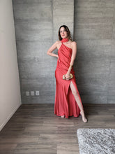 Cargar imagen en el visor de la galería, Elodie - Vestido largo satinado naranja