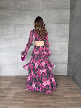 Cargar imagen en el visor de la galería, Floralia - Vestido largo con mangas estampado floral olivo