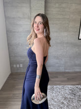 Cargar imagen en el visor de la galería, Barbadillo - Vestido largo mesh marino