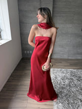 Cargar imagen en el visor de la galería, Zita - Vestido largo satinado rojo