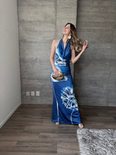 Cargar imagen en el visor de la galería, Giulietta - Vestido satinado azul