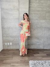 Cargar imagen en el visor de la galería, Yuzu - Vestido largo de mesh amarillo floral