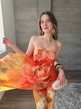 Cargar imagen en el visor de la galería, Giada - Jumpsuit floral naranja