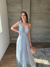Cargar imagen en el visor de la galería, Jimena - Vestido de tul largo azul
