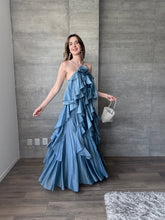 Cargar imagen en el visor de la galería, Hilda - Vestido largo con olanes azul
