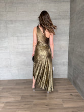 Cargar imagen en el visor de la galería, Eclipse - Vestido midi plisado dorado negro
