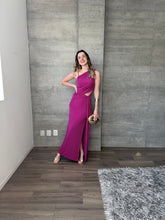 Cargar imagen en el visor de la galería, Melina - Vestido largo magenta
