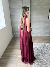 Cargar imagen en el visor de la galería, Carol - Vestido largo vino
