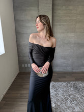 Cargar imagen en el visor de la galería, Colette - Vestido largo con mangas negro
