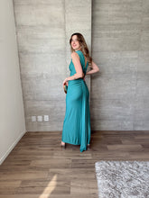 Cargar imagen en el visor de la galería, Mika - Vestido largo verde azulado
