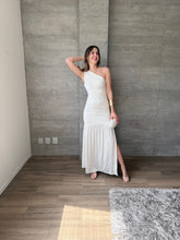 Cargar imagen en el visor de la galería, Kaela - Vestido largo blanco
