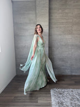 Cargar imagen en el visor de la galería, Massima - Vestido largo estampado verde
