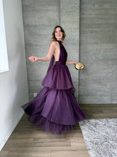 Cargar imagen en el visor de la galería, Barroca - Vestido de tul largo halter morado
