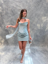 Cargar imagen en el visor de la galería, Gracie - Vestido mini azul cielo
