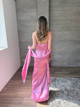 Cargar imagen en el visor de la galería, Marena - Vestido strapless de satín rosa
