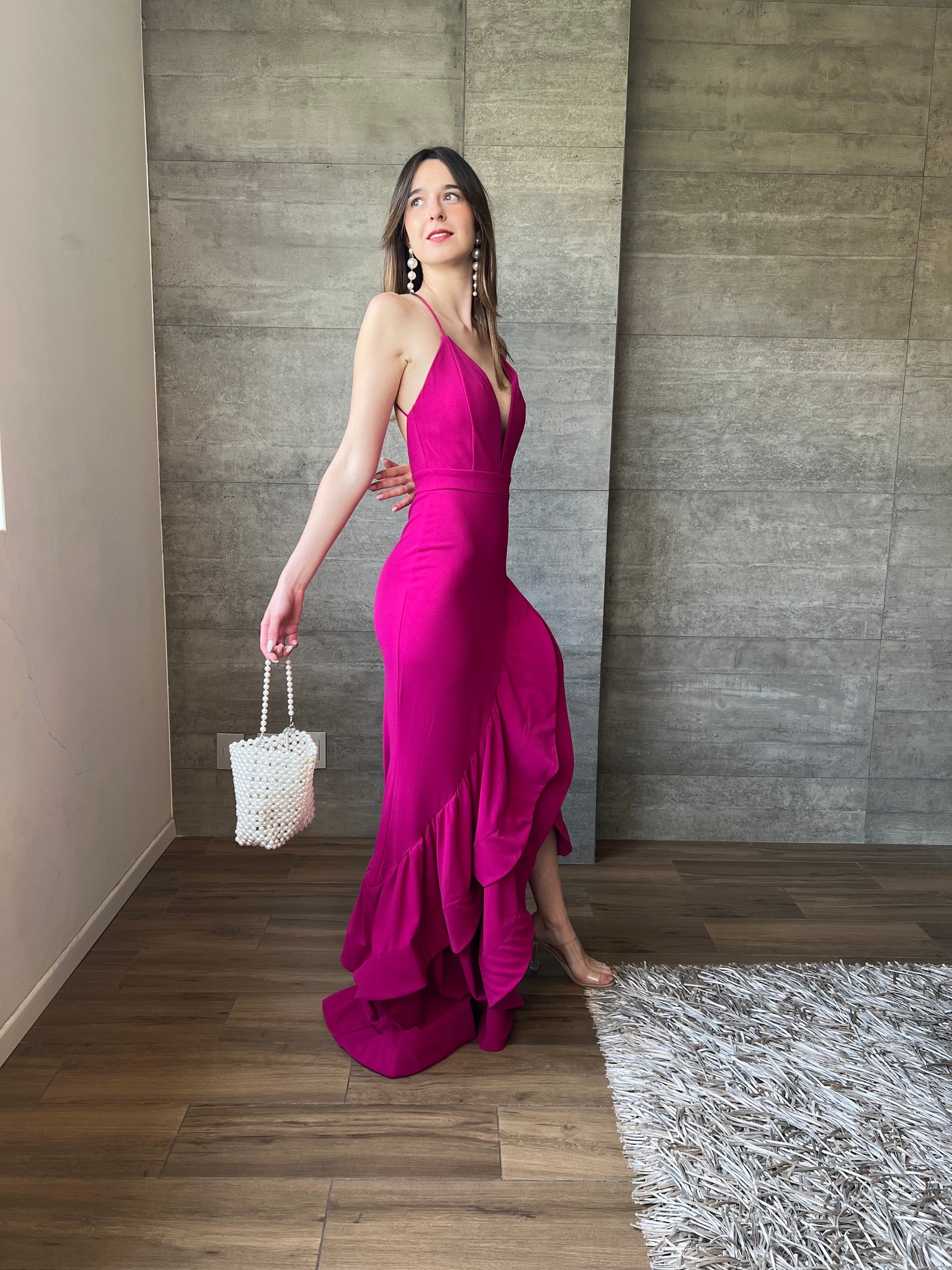 Manuela Vestido rosa largo con olanes – Glam Shopper