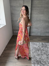 Cargar imagen en el visor de la galería, Freesia - Vestido strapless de satín multicolor
