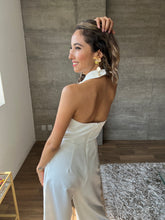 Cargar imagen en el visor de la galería, Lorenza - Jumpsuit blanco chaleco
