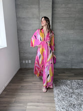 Cargar imagen en el visor de la galería, Artemis - Kaftan satinado rosa
