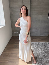 Cargar imagen en el visor de la galería, Kaela - Vestido largo blanco

