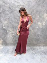 Cargar imagen en el visor de la galería, Loren - Vestido largo de satin color malva
