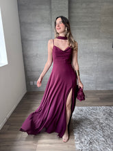 Cargar imagen en el visor de la galería, Gabrielle - Vestido largo vino
