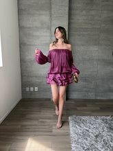 Cargar imagen en el visor de la galería, Zalema - Vestido mini con manga morado
