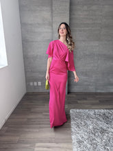 Cargar imagen en el visor de la galería, Ariadne - Vestido largo de satín rosa
