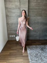 Cargar imagen en el visor de la galería, Sahara - Vestido plisado rosegold
