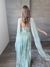 Cargar imagen en el visor de la galería, Massima - Vestido largo estampado verde

