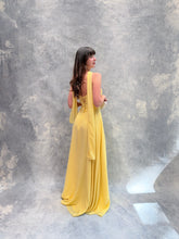 Cargar imagen en el visor de la galería, Ella - Vestido largo strapless amarillo

