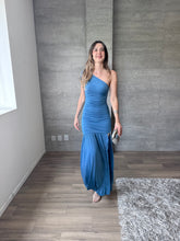 Cargar imagen en el visor de la galería, Kaela - Vestido largo azul
