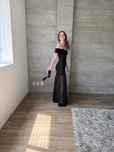 Cargar imagen en el visor de la galería, Giorgia - Vestido largo de mesh negro

