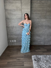 Cargar imagen en el visor de la galería, Coraline - Vestido largo de tul floral azul turquesa
